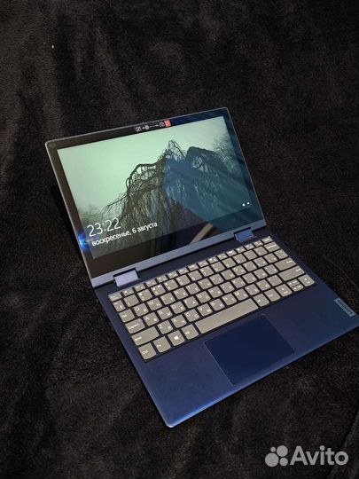 Ноутбук Lenovo