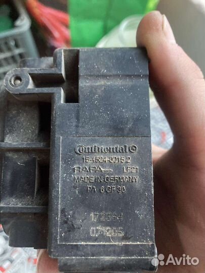 Блок клапанов пневмо подвески audi а8 д3