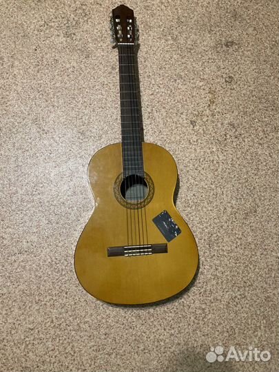 Гитара yamaha c40