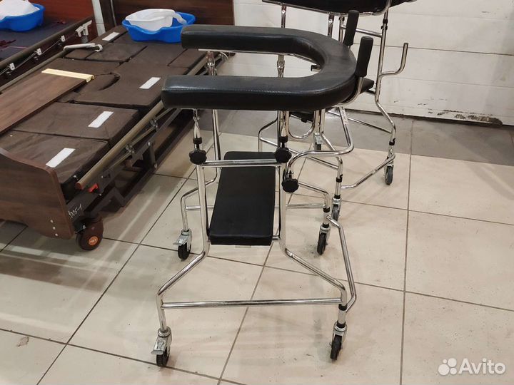 Ходунки роллаторы на колёсах