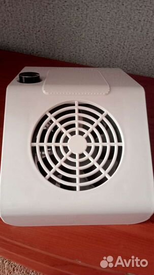 Вытяжка для маникюра