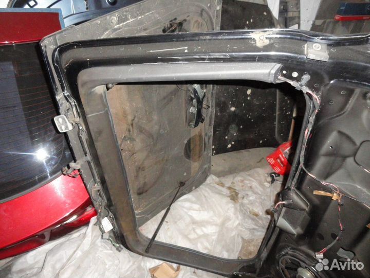 Крышка багажника Land Rover Range Rover Sport 1