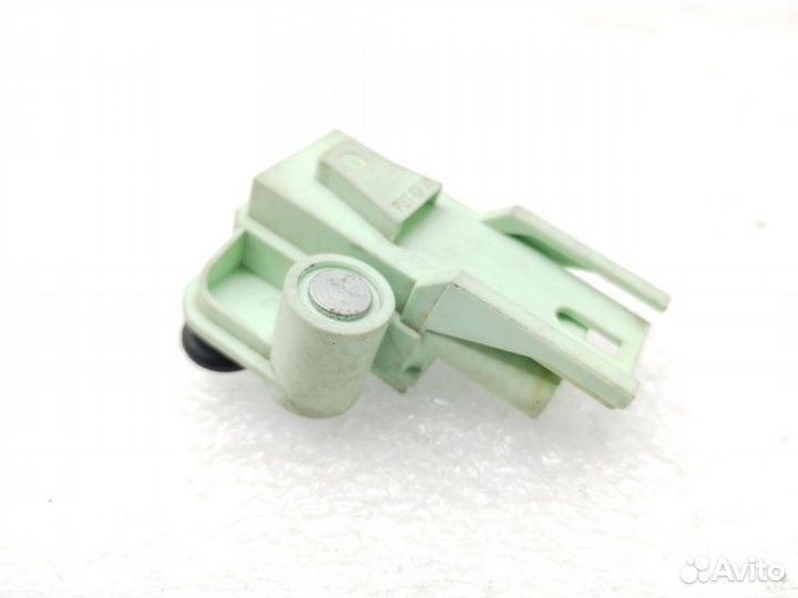 Датчик удара передний левый Bmw 5-Series E60 2.5