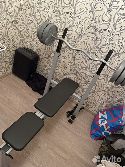 Скамья для жима со стойками