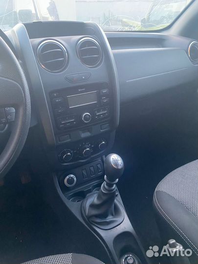 Renault Duster 1.5 МТ, 2018, битый, 118 000 км