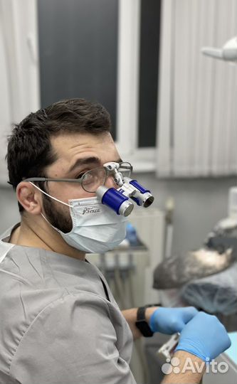 Врач стоматолог универсал