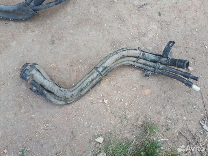 Горловина топливного бака Hyundai Solaris 1