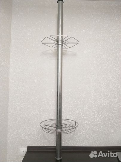 Стойка с корзиной и держателем для бокалов