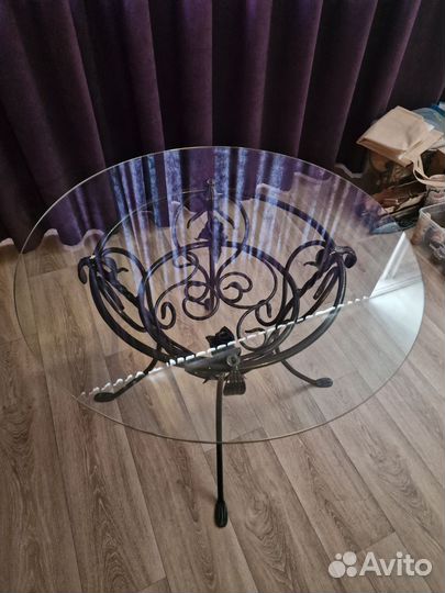 Интерьерный столик