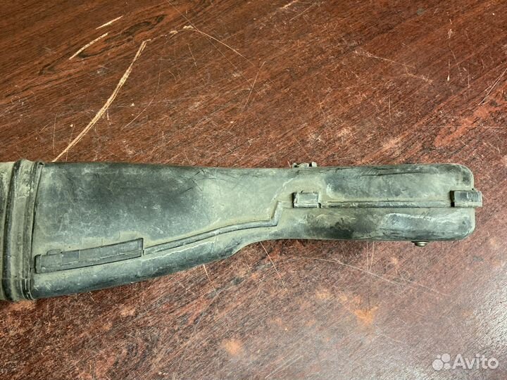 Патрубок воздуховода фолькваген пассат б5