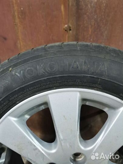 Yokohama AC01 C.Drive 215/60 R16 99V