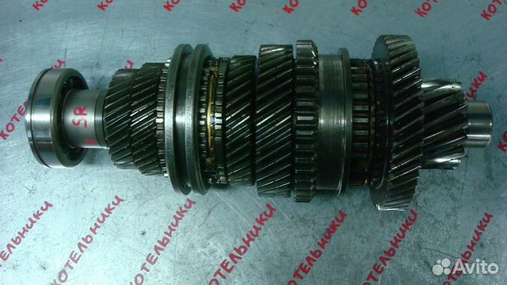 Nissan 32241-50J06 Вторичный вал в сборе