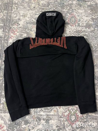 Vetements misplaced hoodie оригинал