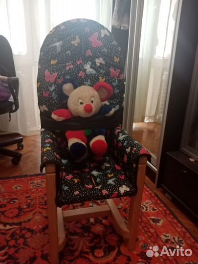 Бесплатно Детский стол и стул для школьника