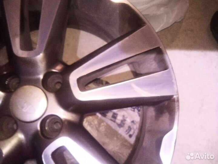 Диски оригинальные Лада Веста св кросс R17 4 шт