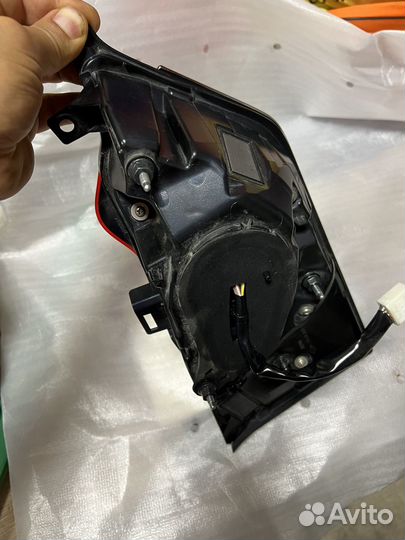 Задние фонари Lexus RX 4