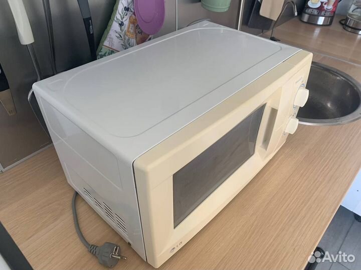 Микроволновая печь LG полностью рабочая