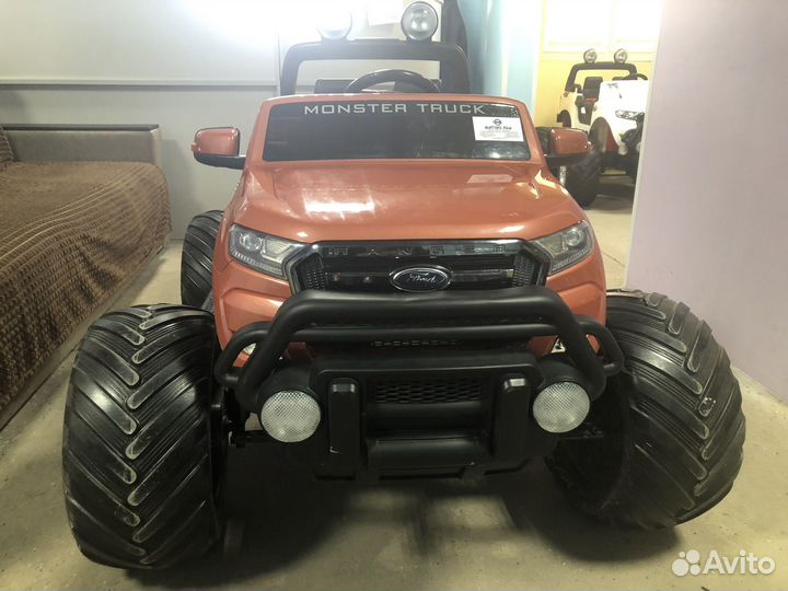 Детский электромобиль бу