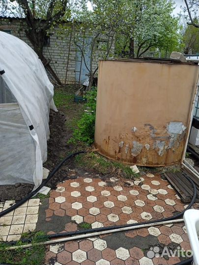 Емкость для воды на лом