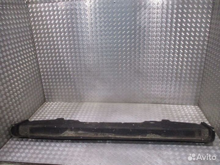 Обшивка задней стенки кабины нижняя Mercedes-Benz