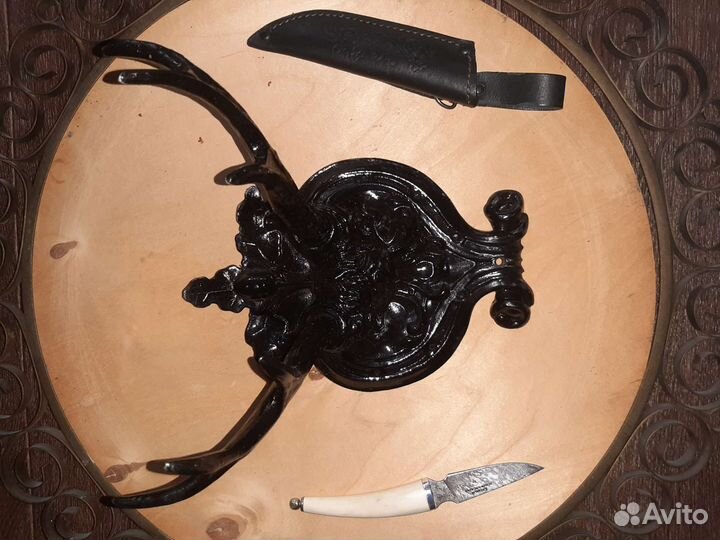 Алюминиевое панно с алюминиевыми рогами