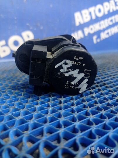 Моторчик заслонок отопителя Bmw E46 седан M52B25