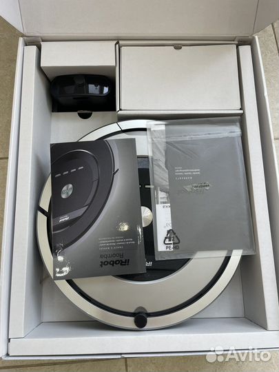 Робот-пылесос iRobot Roomba 886