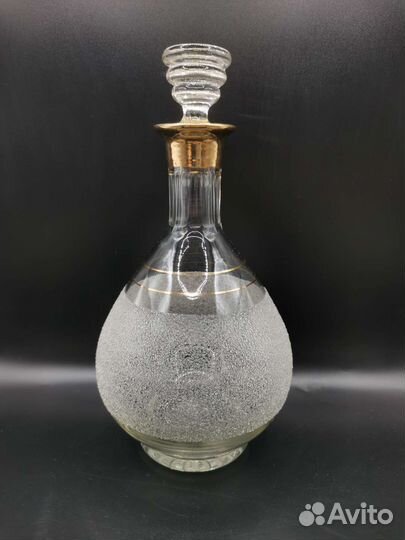 Графин штоф и рюмки с белым напылением СССР