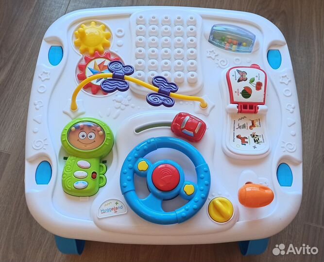 Игровой развивающий столик