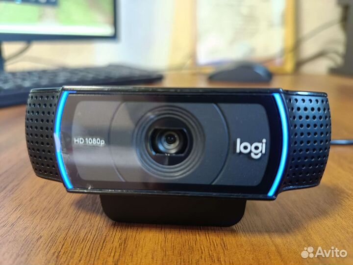 Веб-камера Logitech c920s pro