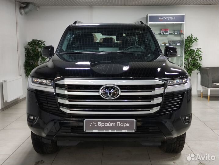 Toyota Land Cruiser 3.5 AT, 2022