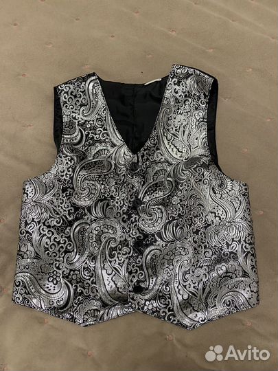 Жилетка нарядная