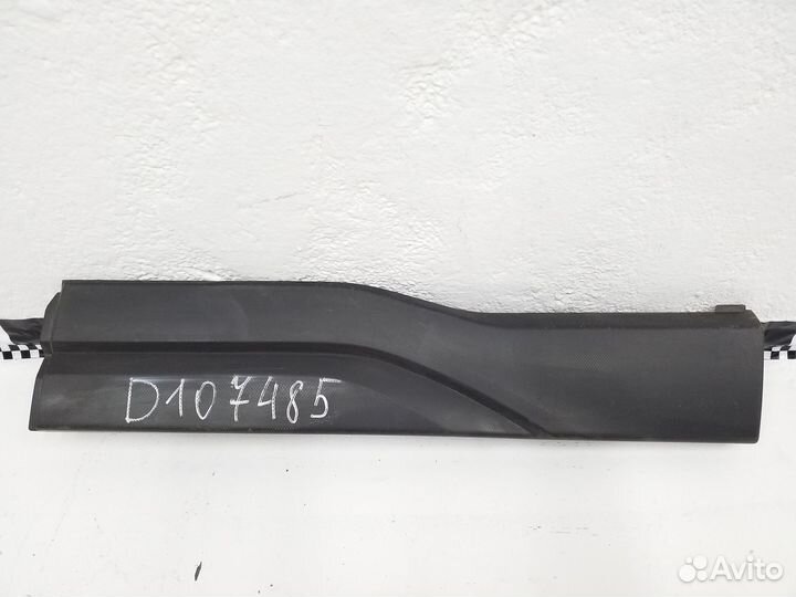 Накладка двери задней левой Subaru Forester 5 SK