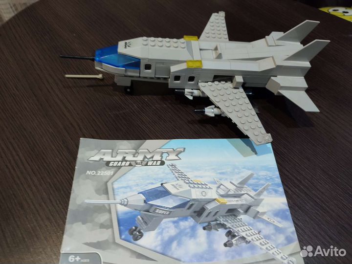 Lego самолёт истребитель
