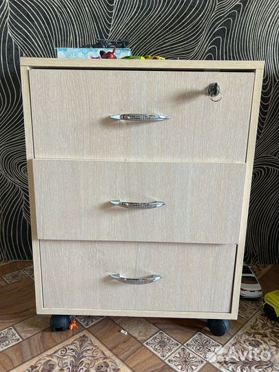 Тумба выкатная бу