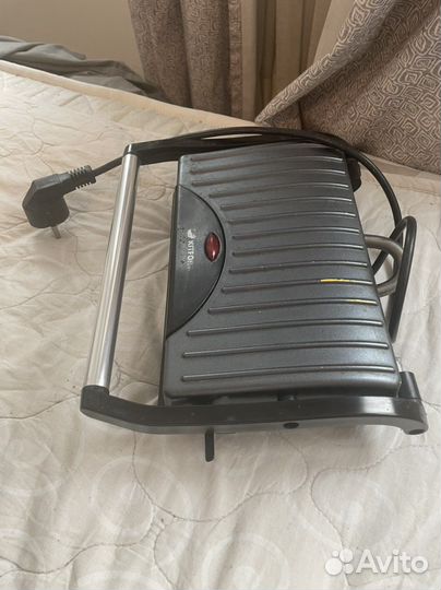 Электрогриль-сэндвичница Kitford