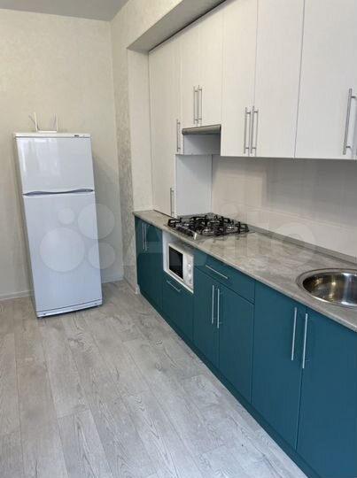 2-к. квартира, 47 м², 1/3 эт.