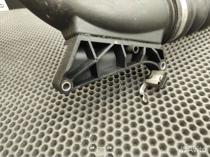 Патрубок интеркулера Mini One F55 B38A12U 1.2 2015