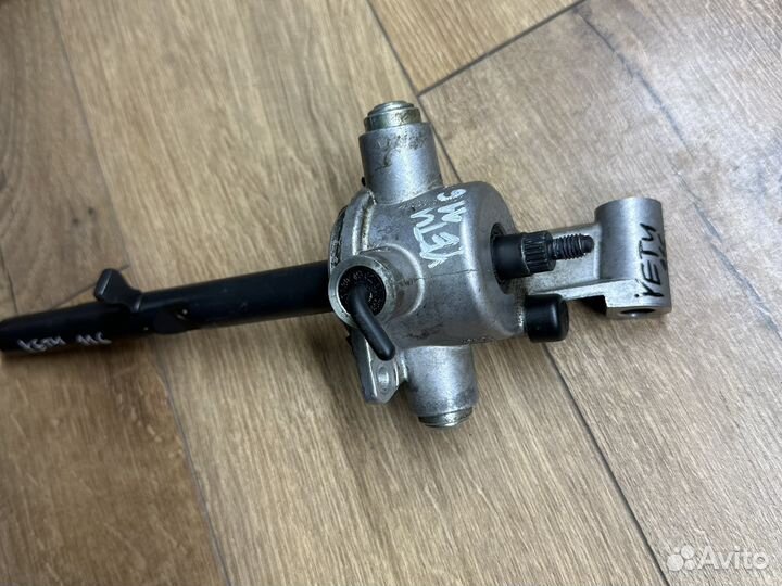 Skoda Yeti Механизм выбора передач