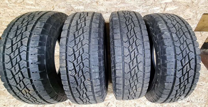 Continental CrossContact ATR 235/70 R16
