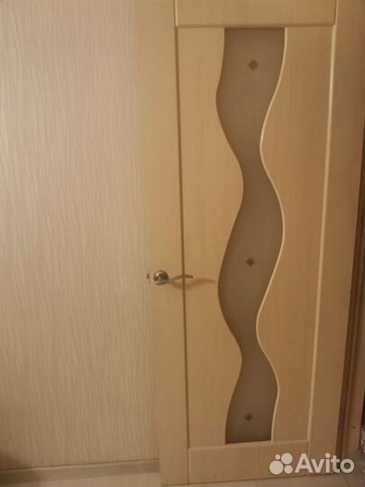 Дверь деревянная