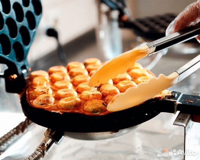 Повар-кассир в фудтрак (гонконгские вафли)