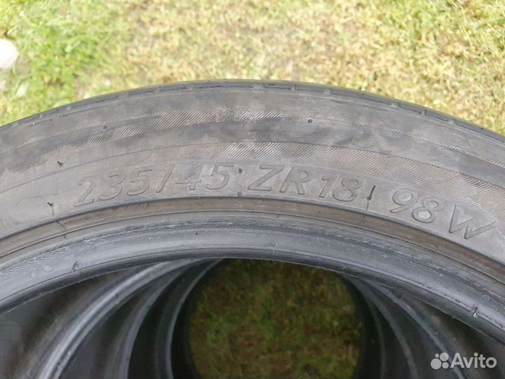 Tigar Syneris 235/45 R18
