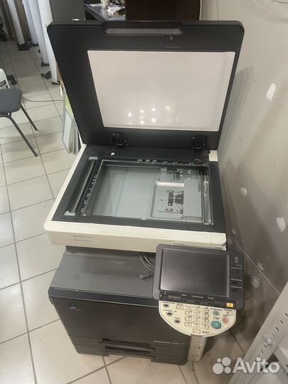 Мфу лазерный цветной Konica Minola bizhub c280