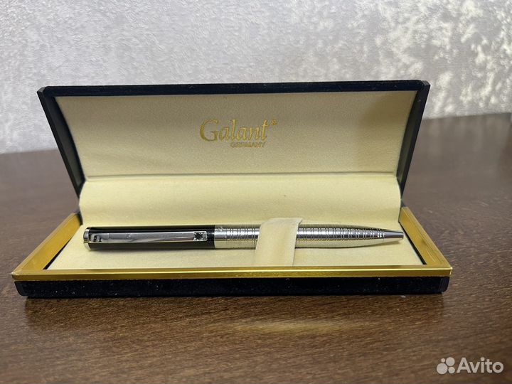 Ручка шариковая Galant новая