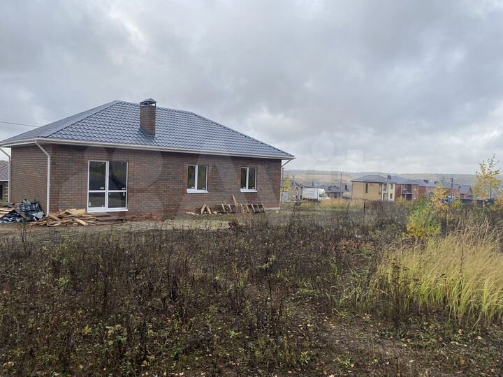 Коттедж 100 м² на участке 10 сот.