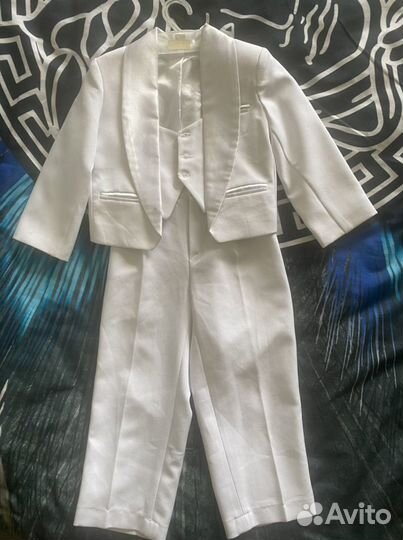 Костюм на мальчика 2-3 года