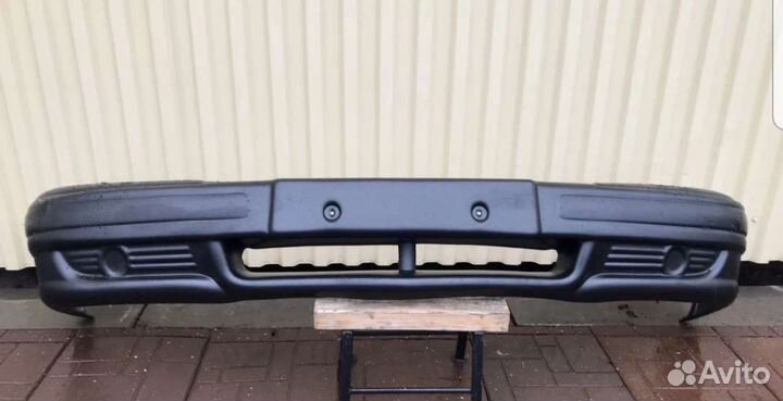 Бампер на Волгу 31105 передний, Газ 31105