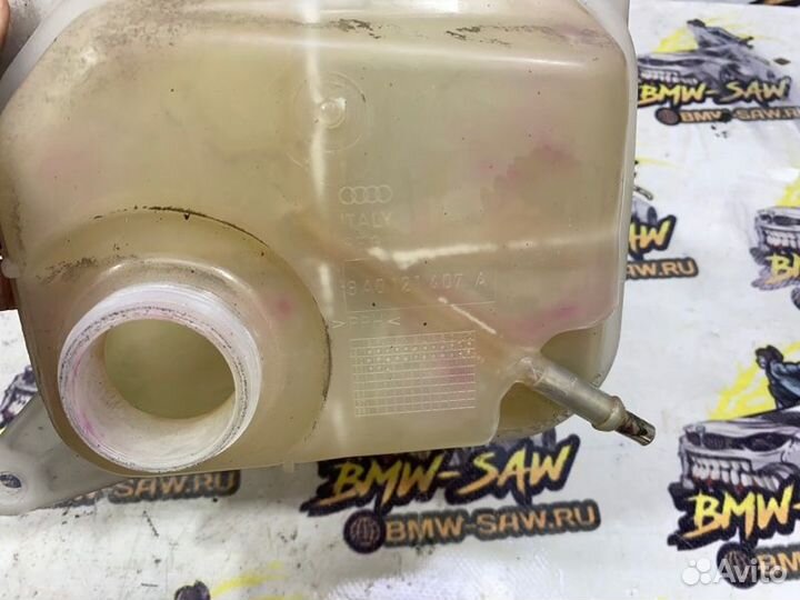 Бачок расширительный Audi 80 B4 1994