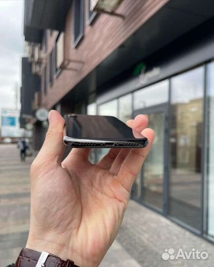 iPhone X, 256 ГБ